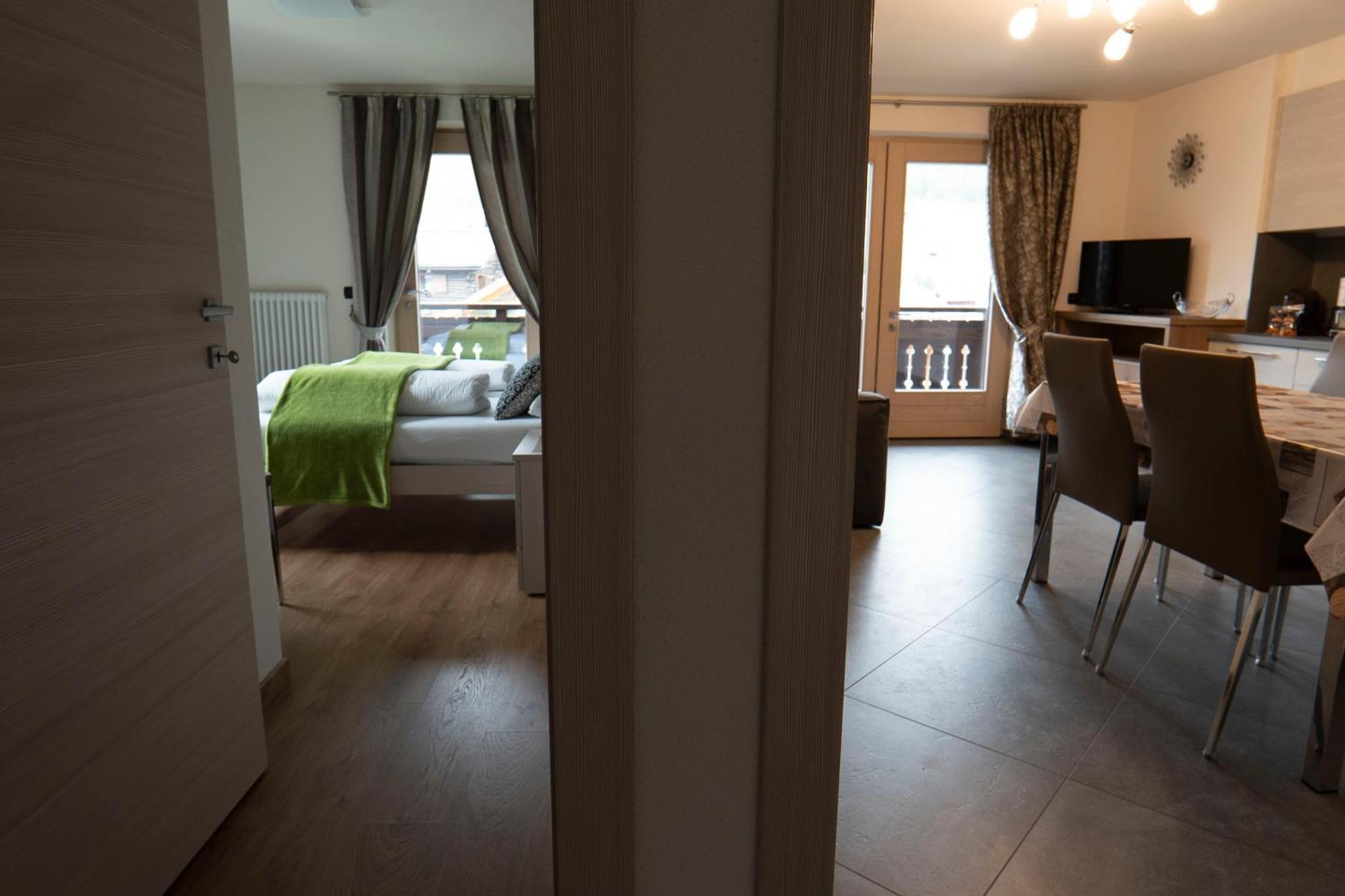 Al Camanel Appartement *