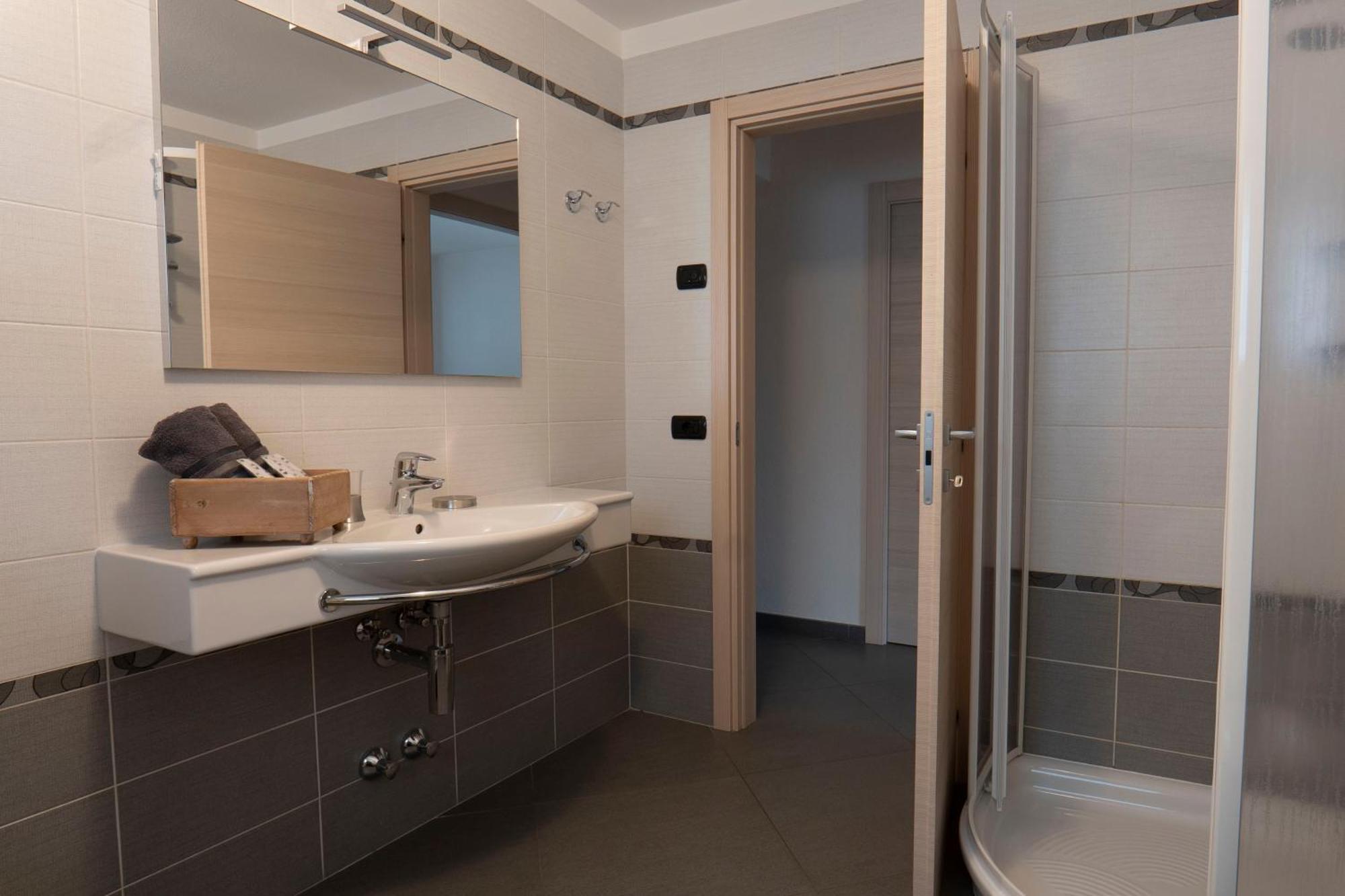 Al Camanel Appartement *